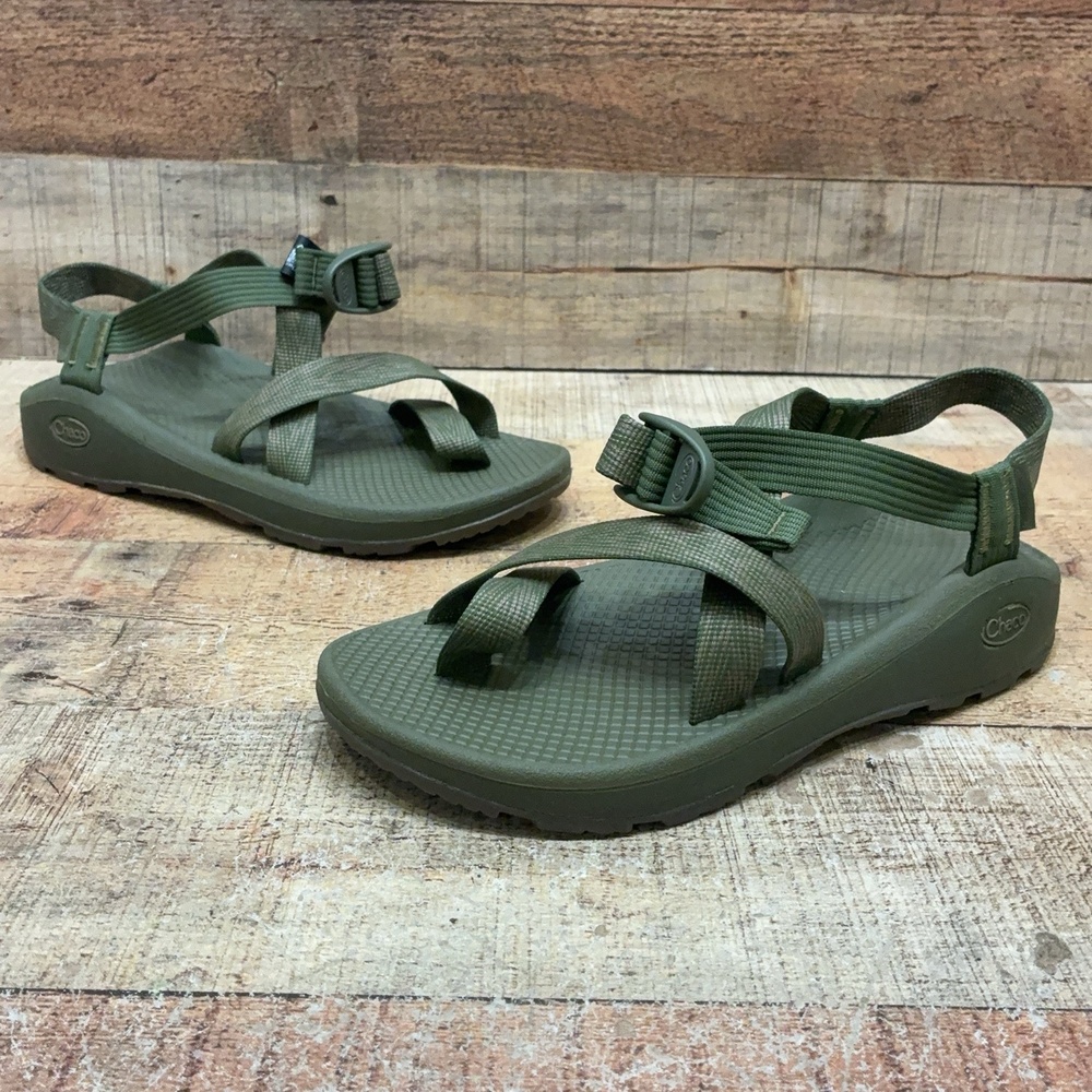 Chaco Sandals Mens Size 8 41 Green Thong Adjustable Strap Comfort Outdoor Shoes